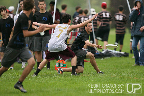 USAU 2013 HS Northeasterns -- Saturday, Open Round Five