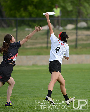 2012 USAU D-I College Championships Friday Round 1 Action