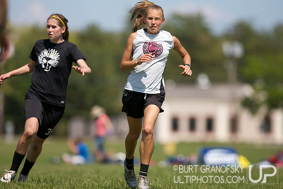Girls Division, Championship -- 2012 USAU HS Northeasterns