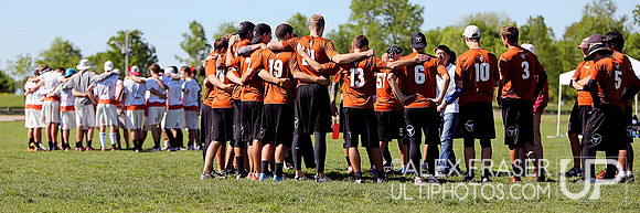 Fri Round 1 - 2013 D-I College Champs