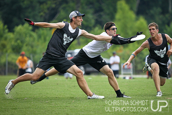 Men's Saturday - Round 3 - Christina - Club Terminus 2013