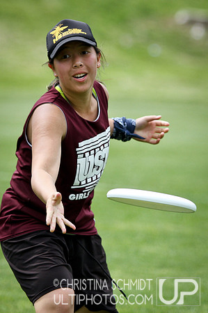 Round 4 - Sat Girls - USAU 2013 HS Southerns