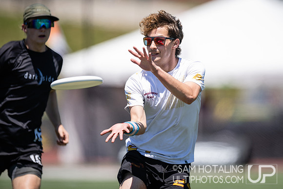 Highlights from finals during USAU DI College Championships at Kings Stadium