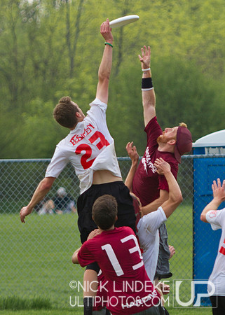 Sunday action from the 2013 D-III National Championships