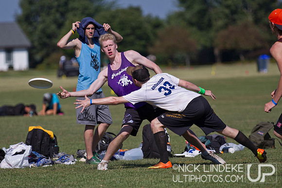 Sunday Action at Cooler Classic 25