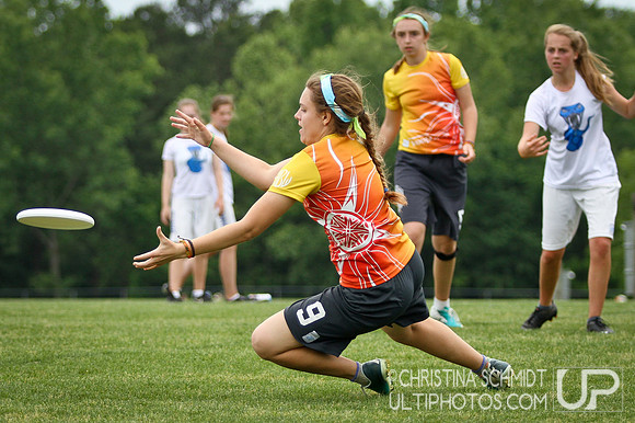 Round 4 - Sat Girls - USAU 2013 HS Southerns