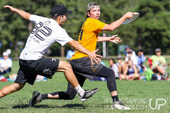 Sunday Action - 2016 USAU