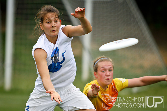Round 4 - Sat Girls - USAU 2013 HS Southerns
