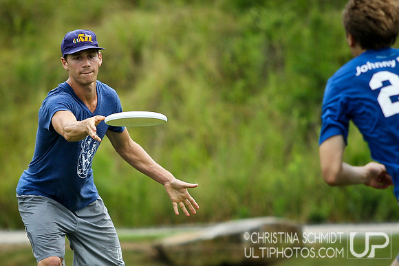 Men's Sunday - Round 3 - Christina - Club Terminus 2013