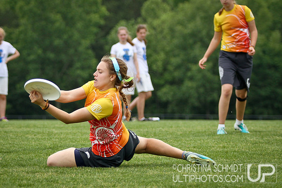 Round 4 - Sat Girls - USAU 2013 HS Southerns