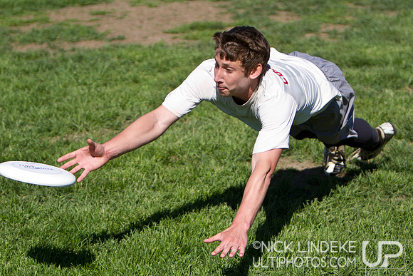 Friday Pool Play - Round 1 - 2013 D-I College Champs