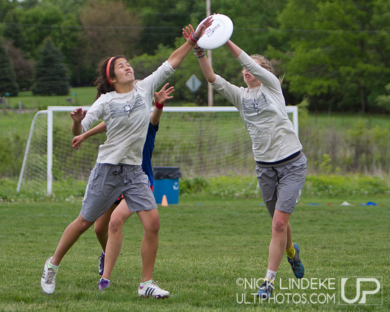 Saturday Pool Play - Round 4 - 2013 D-I College Champs