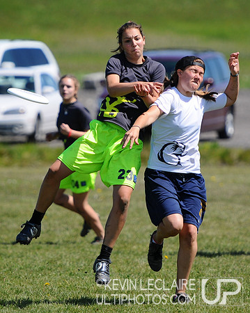 Sunday Quarterfinals - 2010 UPA High School Girls Eastern Championships