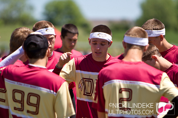 Friday Pool Play - Round 3 - 2013 D-I College Champs