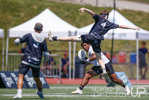 Day 4 of 2023 D-I College Championships.