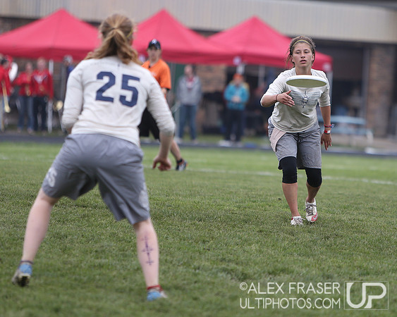 Monday Highlights - USAU 2013 D-I College Champs