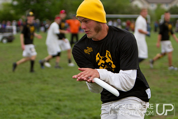 Saturday Pool Play - Round 4 - 2013 D-I College Champs