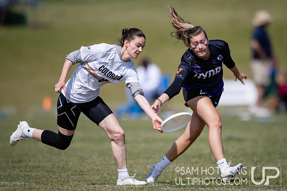 Highlights from pool play USAU DI College Championships at Memorial Stadium