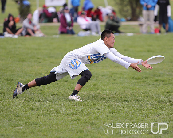 Saturday Highlights - 2013 USA Ultimate D-I College Champs
