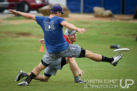 Men's Sunday - Round 3 - Christina - Club Terminus 2013