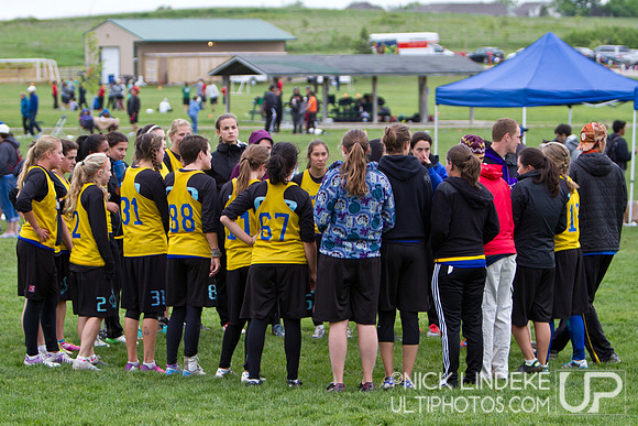 Saturday Pool Play - Round 1 - 2013 D-I College Champs