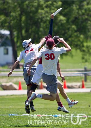 Friday Pool Play - Round 3 - 2013 D-I College Champs