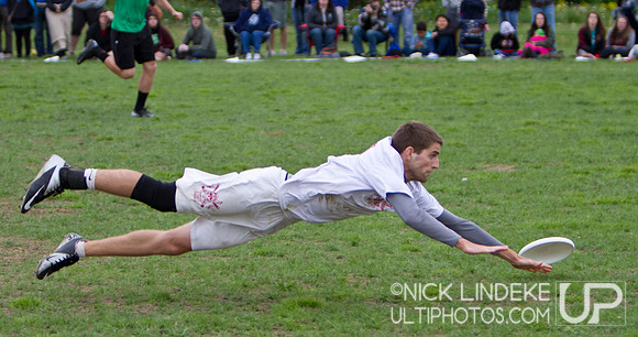 Saturday Pool Play - Round 4 - 2013 D-I College Champs