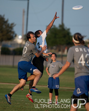 Metro North vs Ambiguous Grey - Pool Play - USAU Club Nationals