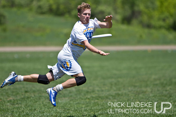 Friday Pool Play - Round 2 - 2013 D-I College Champs