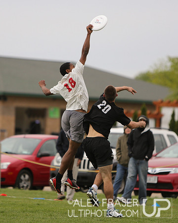 Saturday Highlights - 2013 USA Ultimate D-I College Champs