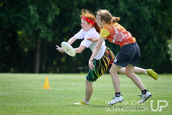 Round Two - Sat Girls - USAU 2013 HS Southerns
