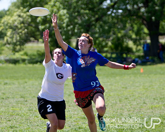 Friday Pool Play - Round 3 - 2013 D-I College Champs