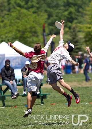 Friday Pool Play - Round 3 - 2013 D-I College Champs