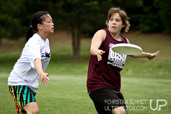 Round 4 - Sat Girls - USAU 2013 HS Southerns