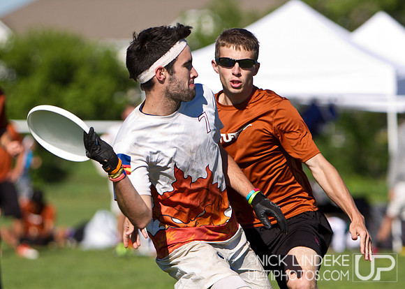 Friday Pool Play - Round 1 - 2013 D-I College Champs