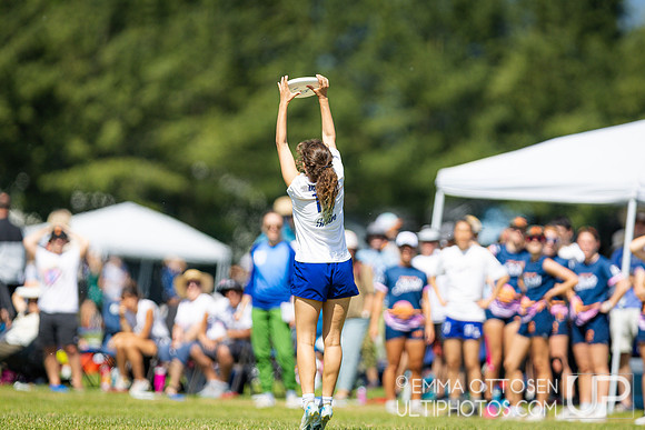 Saturday full coverage from USAU D-I College Championships, Tufts vs Santa Barbara