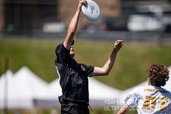 Highlights from finals during USAU DI College Championships at Kings Stadium
