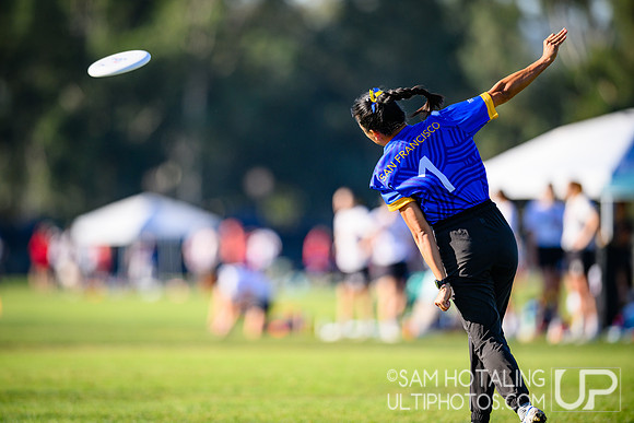 Fury vs Traffic in women’s pool play during Club Championships at Surf Cup Sports Park