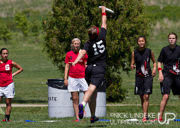 Friday Pool Play - Round 4 - 2013 D-I College Champs
