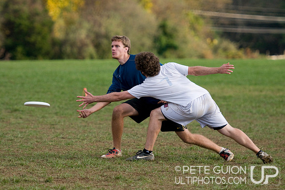 Round 6 Pool Play action from Patriot Games 2011.