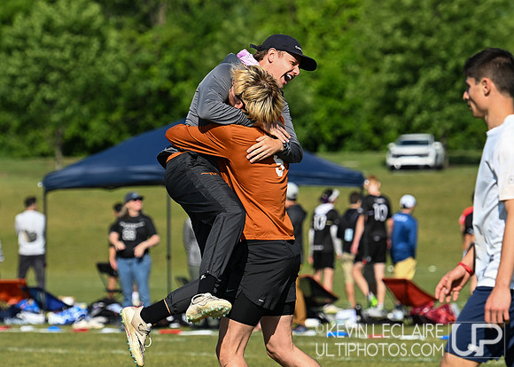 Texas Tuff v Cornell Buds -- Friday Pool Play -- 2023 D1 Champs