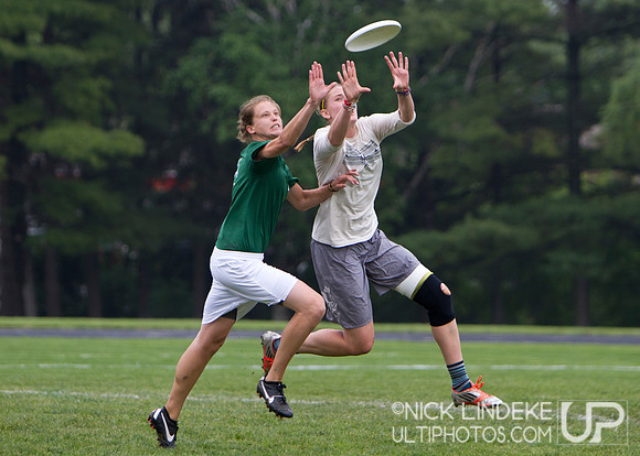 2013 D-I College Champs - Monday Highlights
