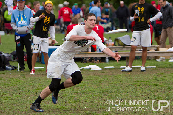 Saturday Pool Play - Round 4 - 2013 D-I College Champs