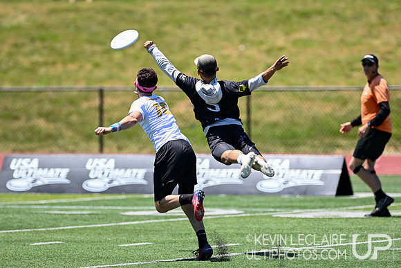 UMass Zoodisc vs UNC Darkside Men's Final -- 2023 D1 Champs