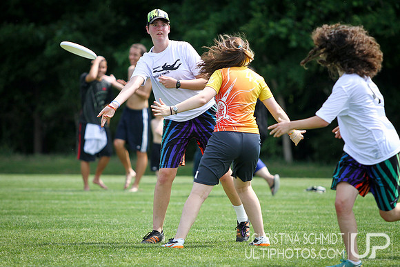 Round Two - Sat Girls - USAU 2013 HS Southerns
