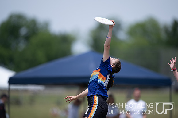 Highlights from pool play USAU DI College Championships at Memorial Stadium