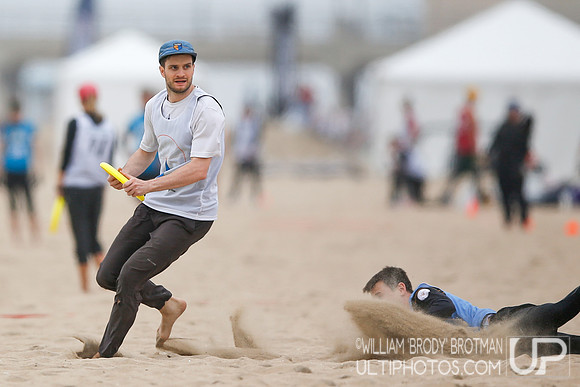 Day 2 of 2023 USA Ultimate Beach Championships.