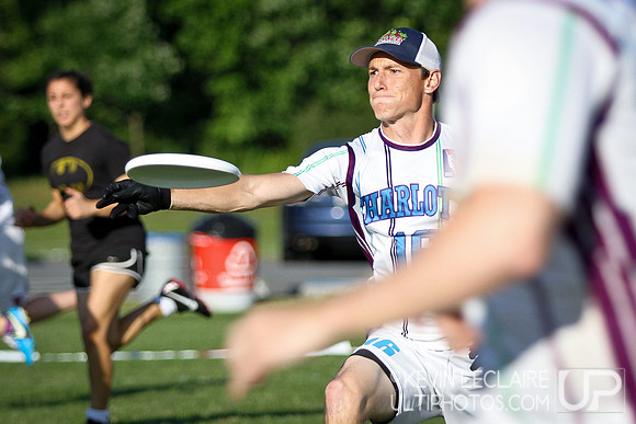 Pre/Post Game & Vendor Expo - USAU 2013 HS Southerns