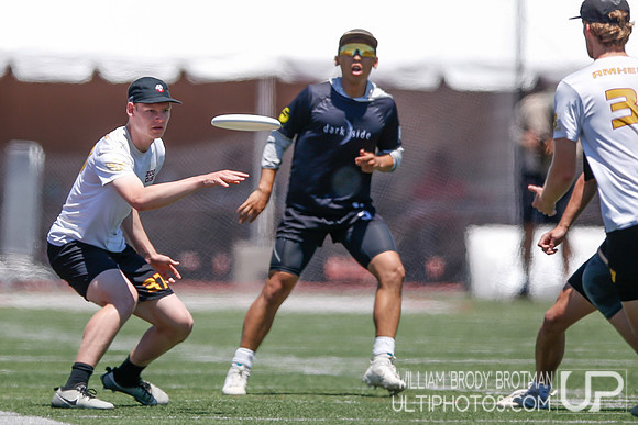 Day 4 of 2023 D-I College Championships.