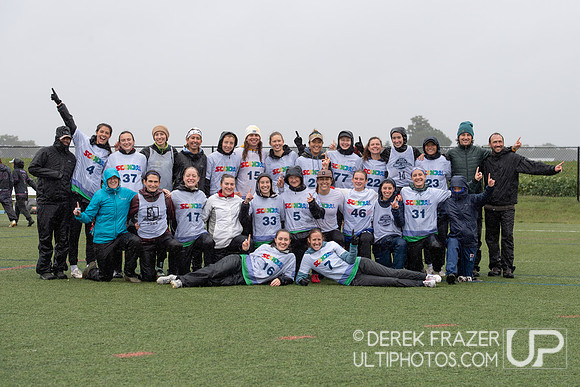 Scandal Champions Team Photo